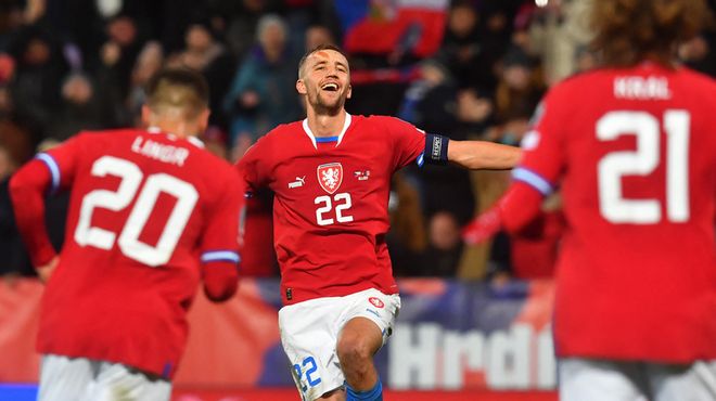 在比赛中游 在比赛中游