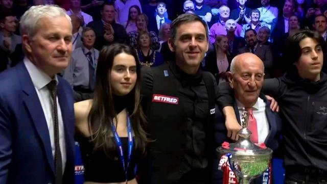 不仅标志着 不仅标志着